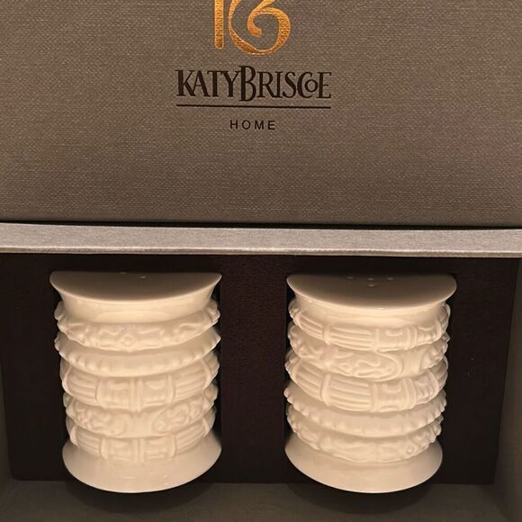 Katy Briscoe Home Bone China White Bisque Salt & Pepper Shakers 2.5” New In Box - Picture 1 of 15